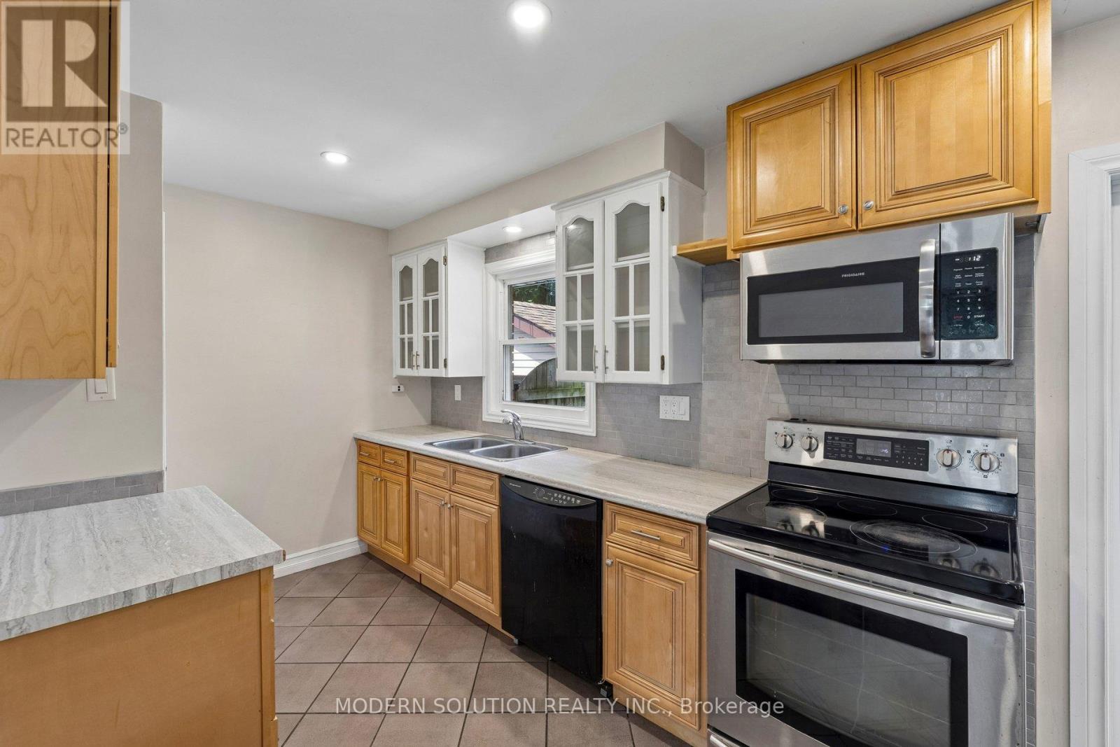 61 GODFREY DRIVE - Image 13