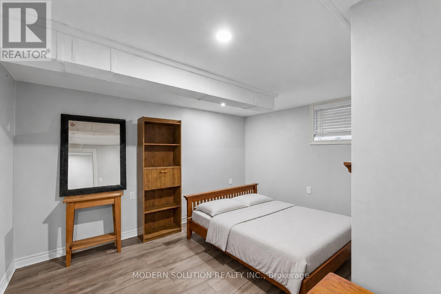 61 GODFREY DRIVE - Image 32