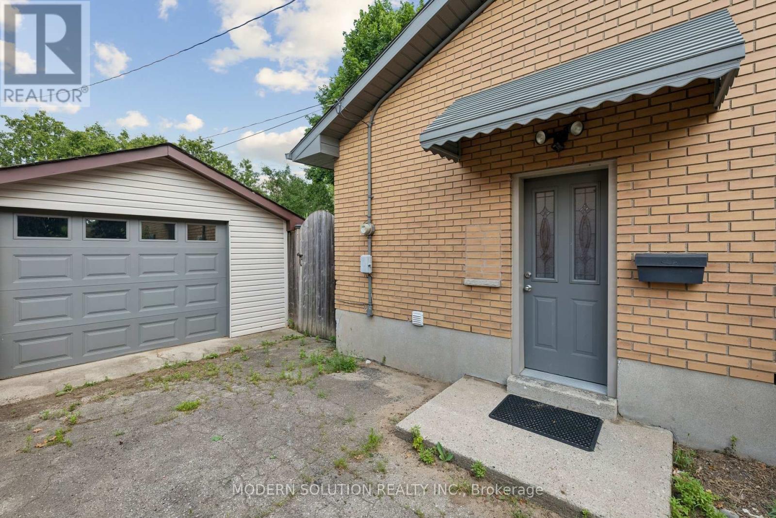 61 GODFREY DRIVE - Image 39