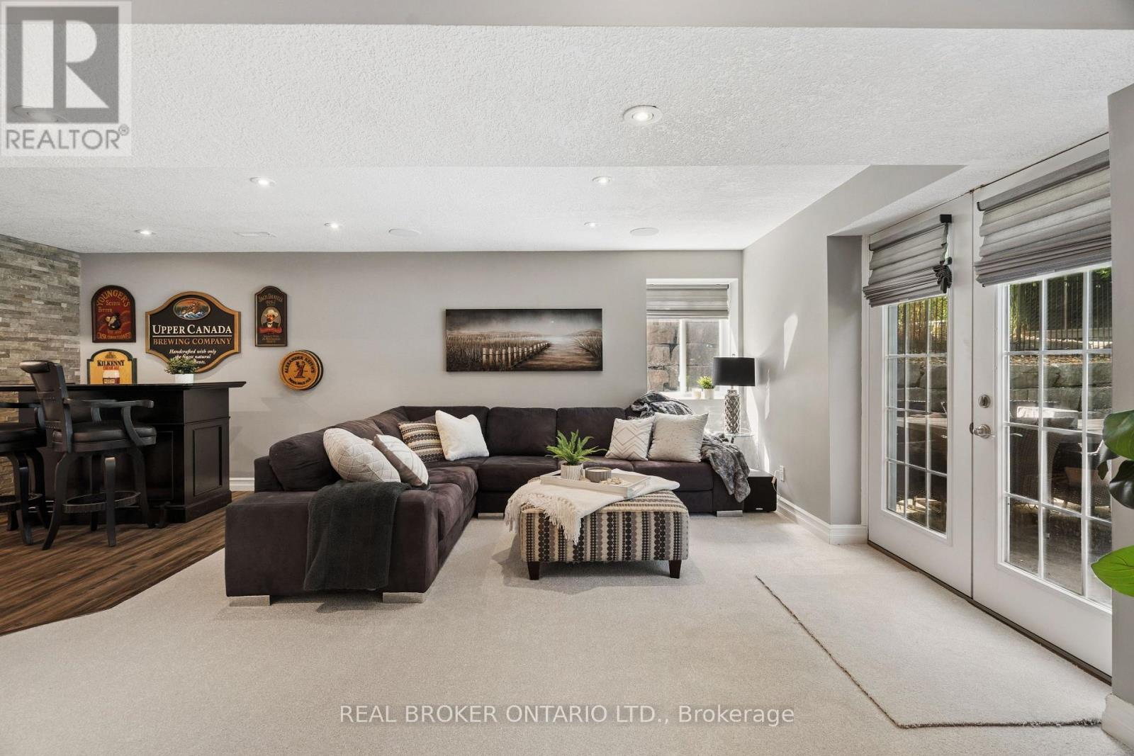 108 HAMPSON CRESCENT - Image 31