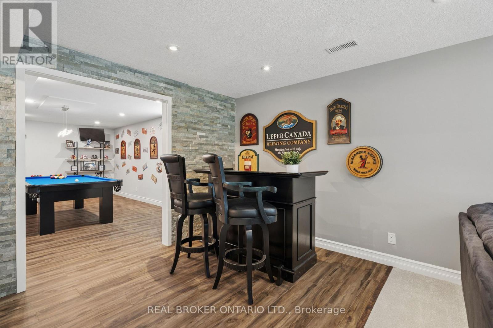 108 HAMPSON CRESCENT - Image 33