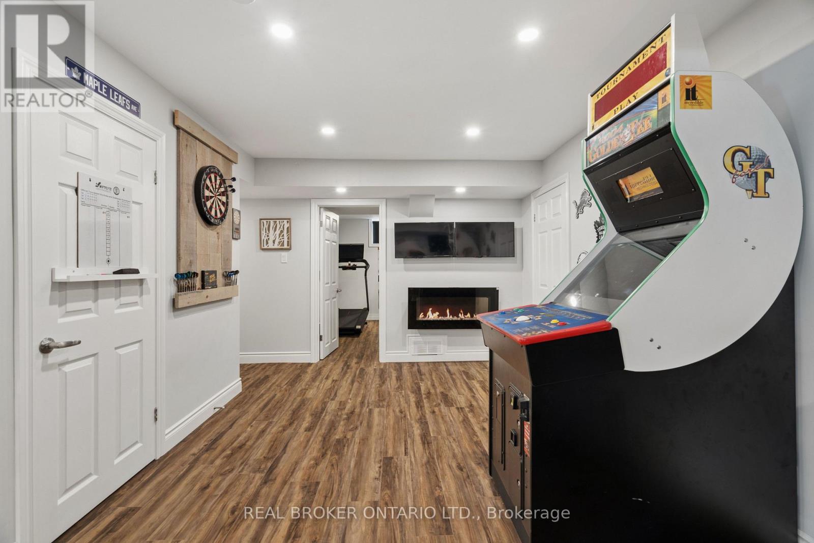 108 HAMPSON CRESCENT - Image 37