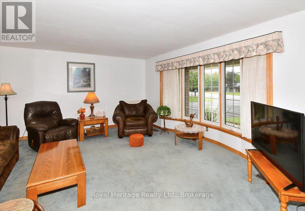 476 EMILY PARK ROAD - 12