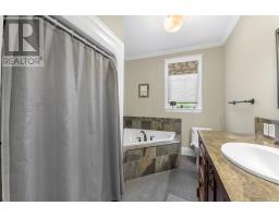 87 Morris Avenue thumbnail 36