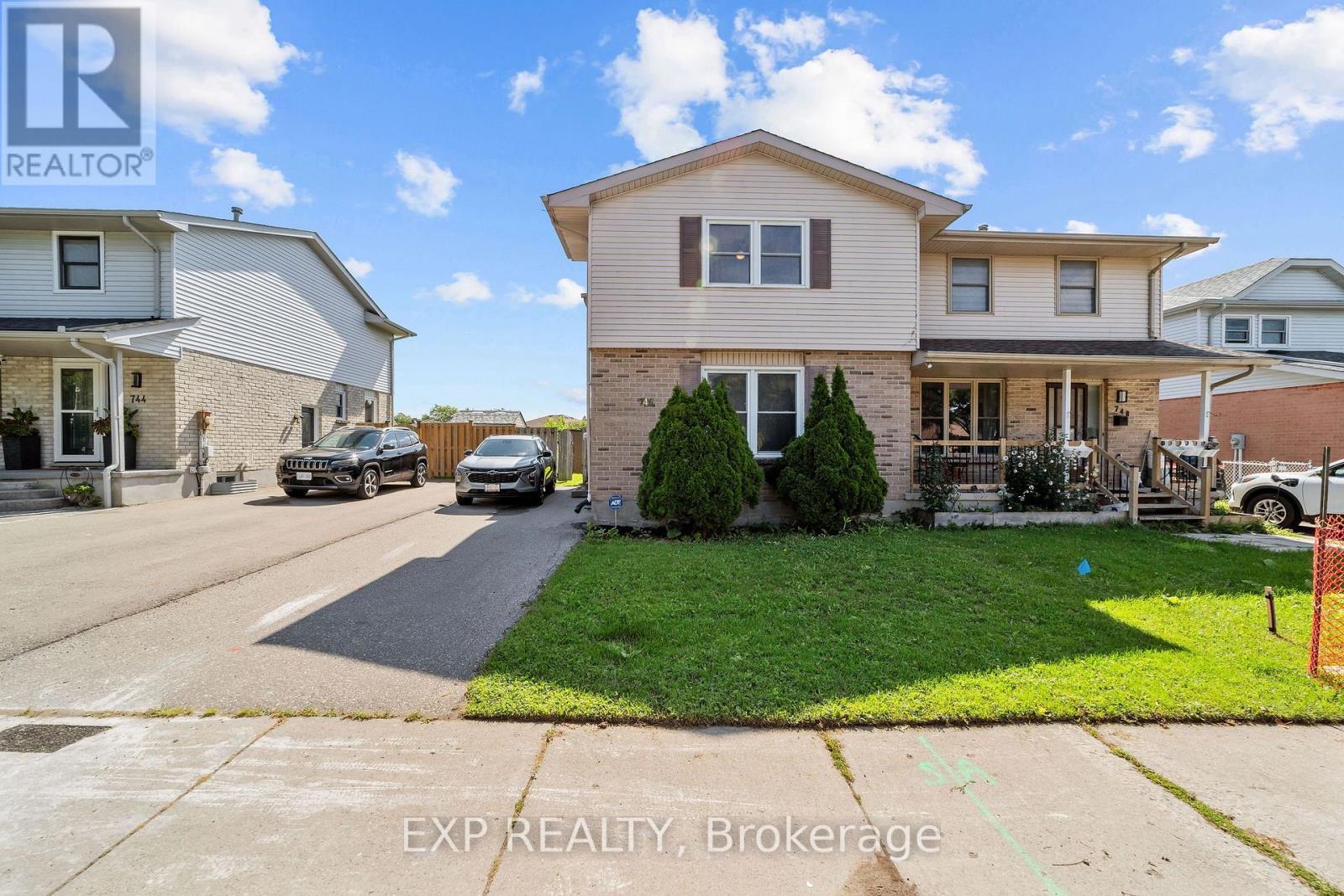 746 HOMEVIEW ROAD - 2