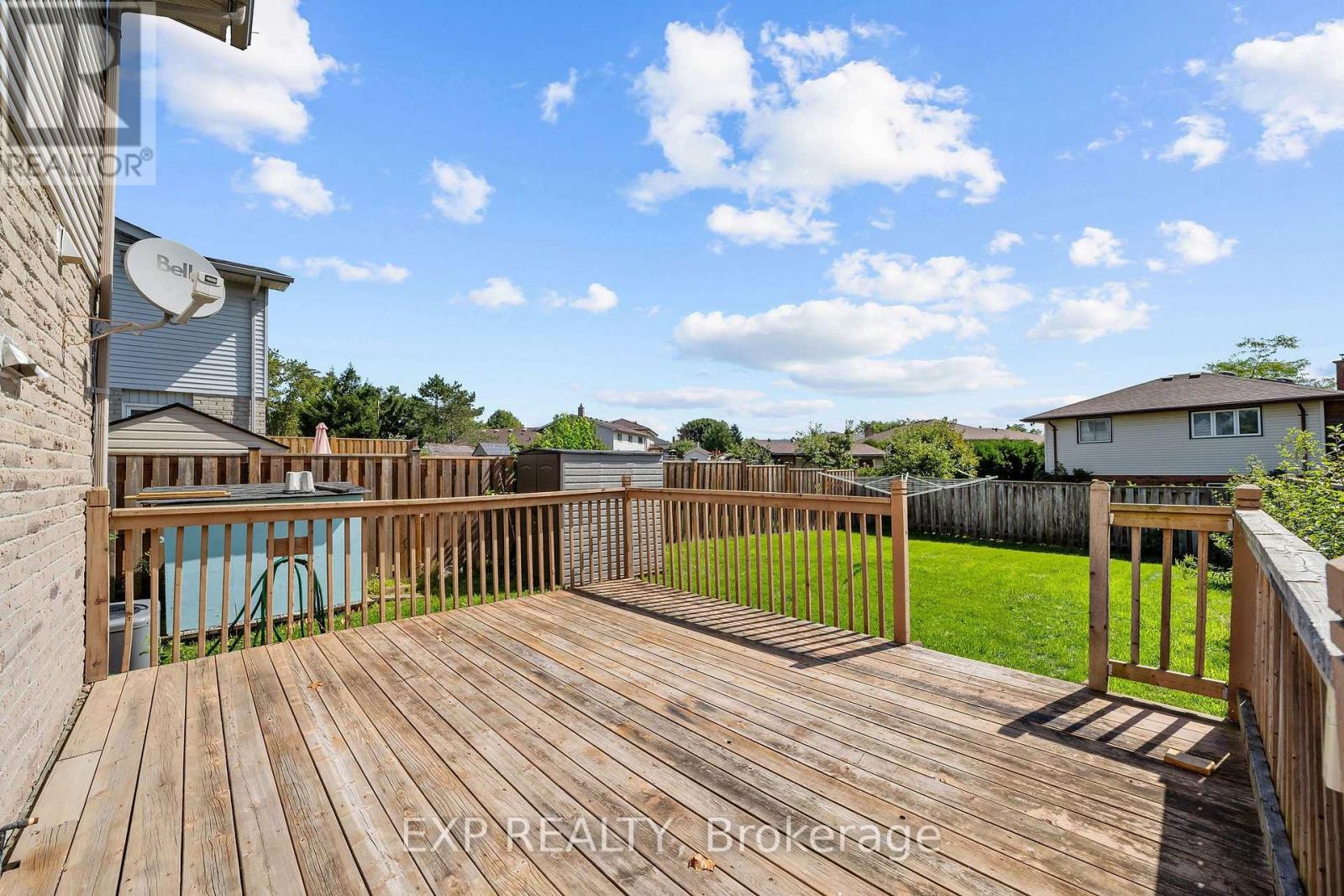 746 HOMEVIEW ROAD - 21