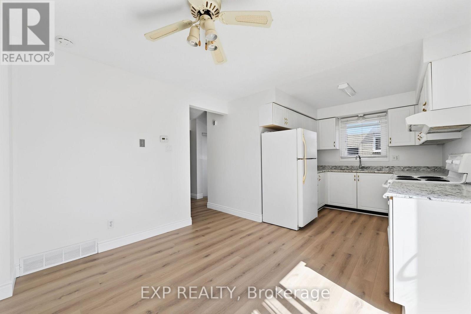 746 HOMEVIEW ROAD - 5