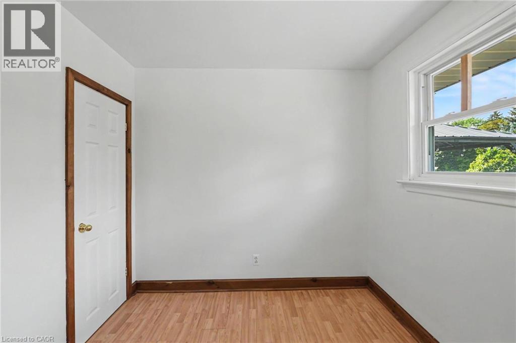 20 FREEMAN Drive - 25