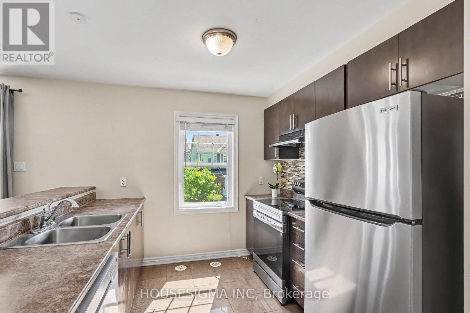 110 PENNANT AVENUE - 15