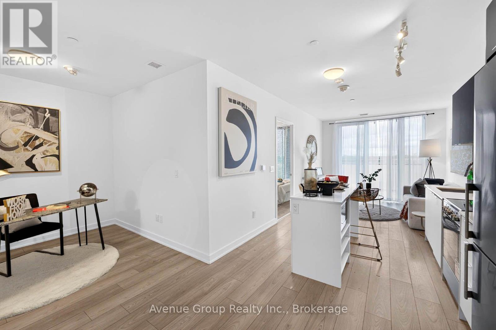 #616 8 TIPPETT ROAD - Image 21