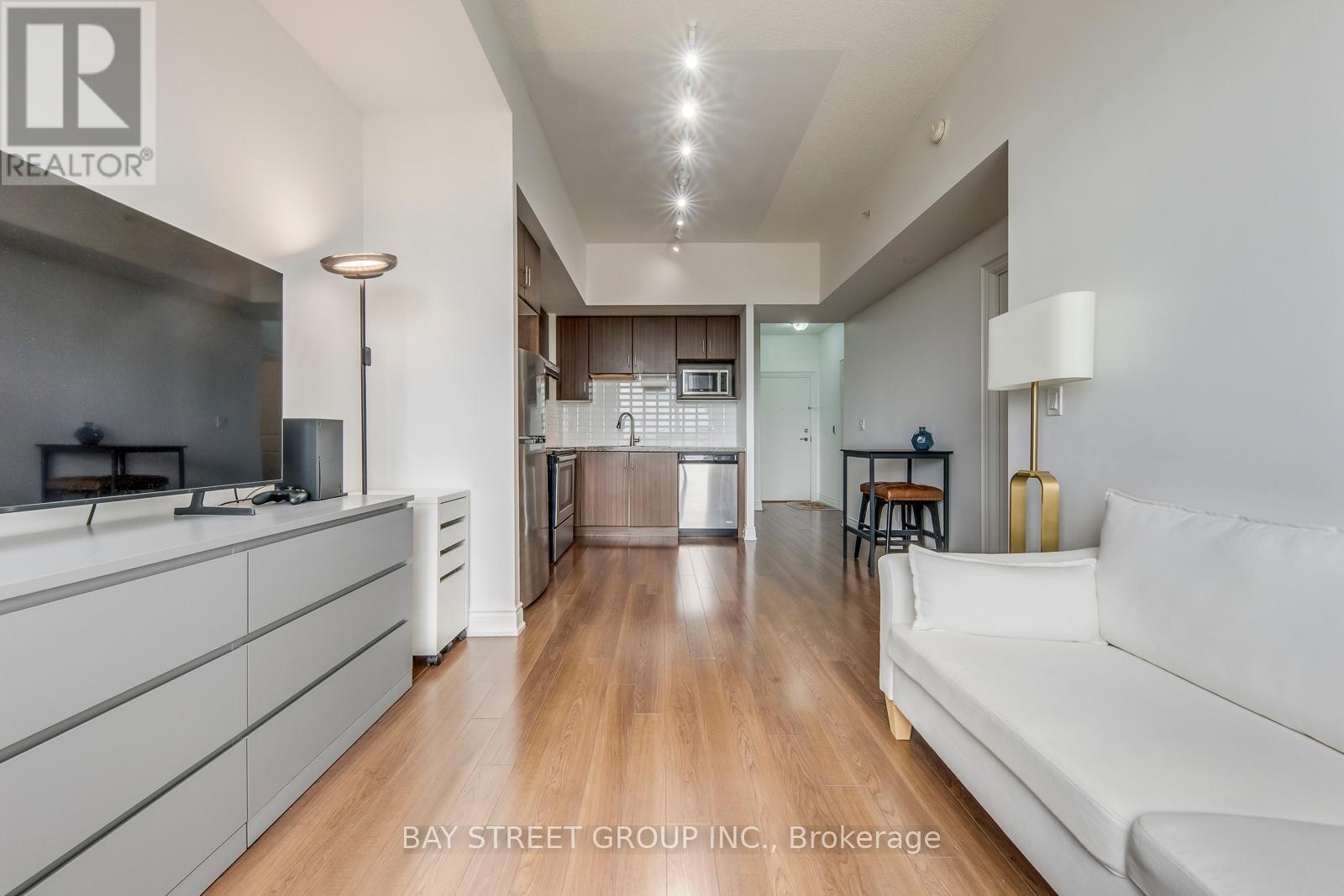 #911 38 CEDARLAND DRIVE - Image 11