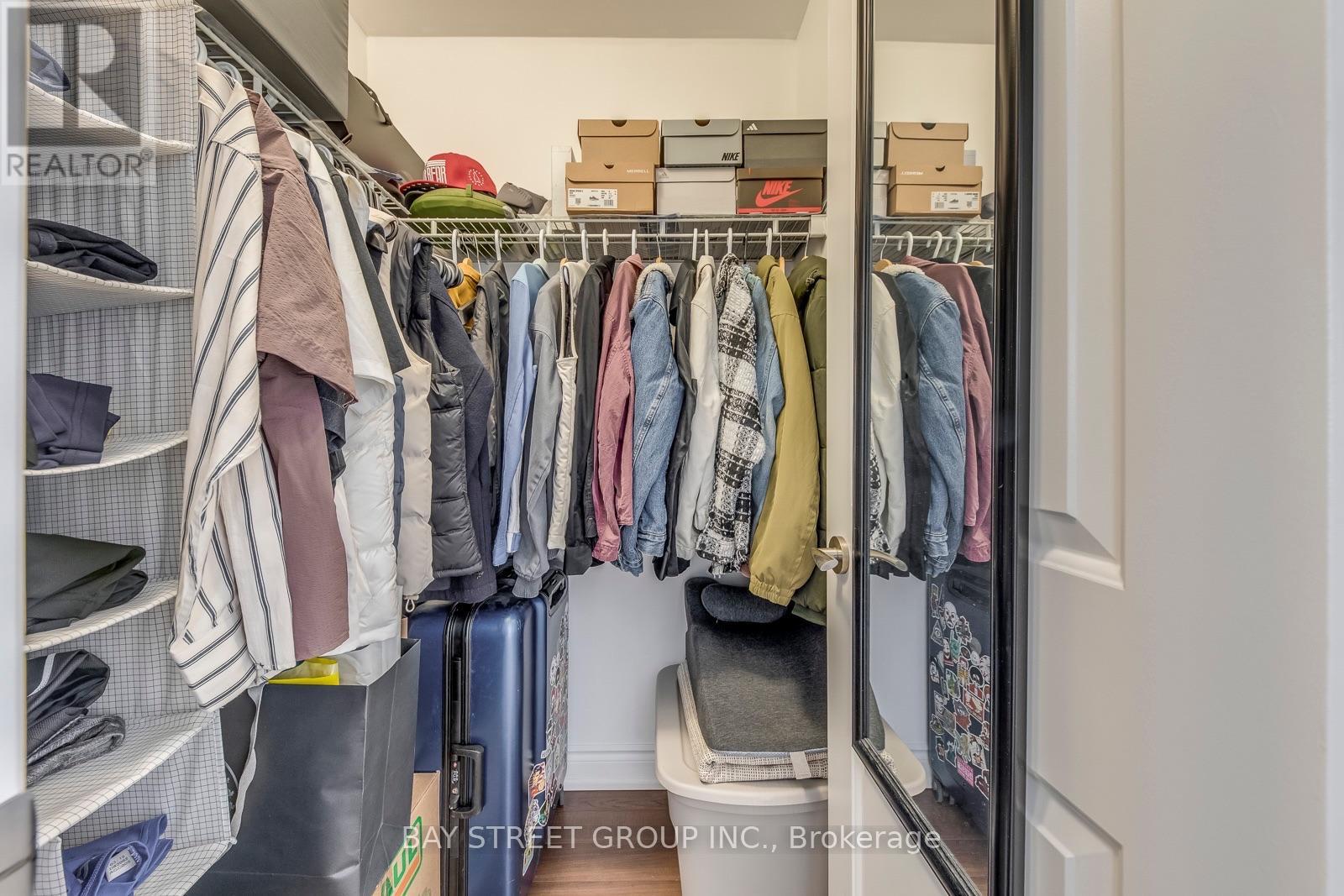 #911 38 CEDARLAND DRIVE - 35