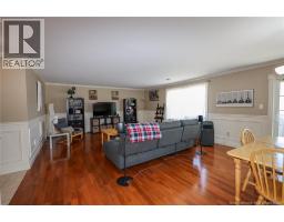 44 Brown Boulevard Unit# 2B, photo 7