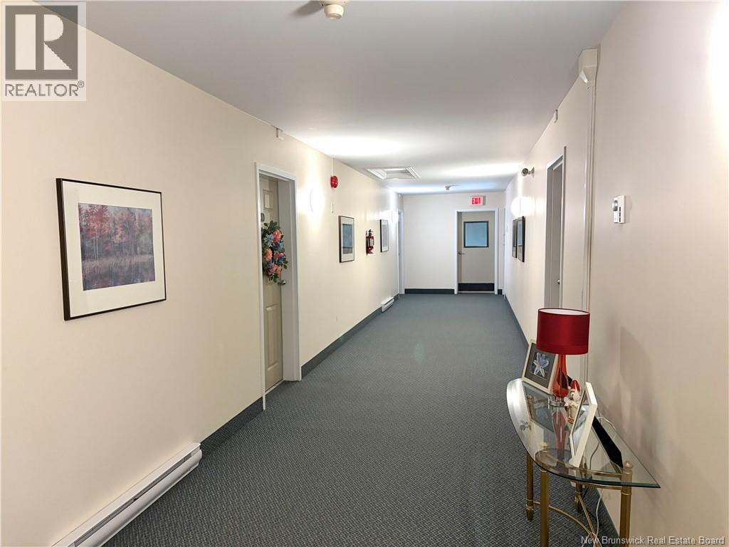 #2B 44 Brown Boulevard - 3