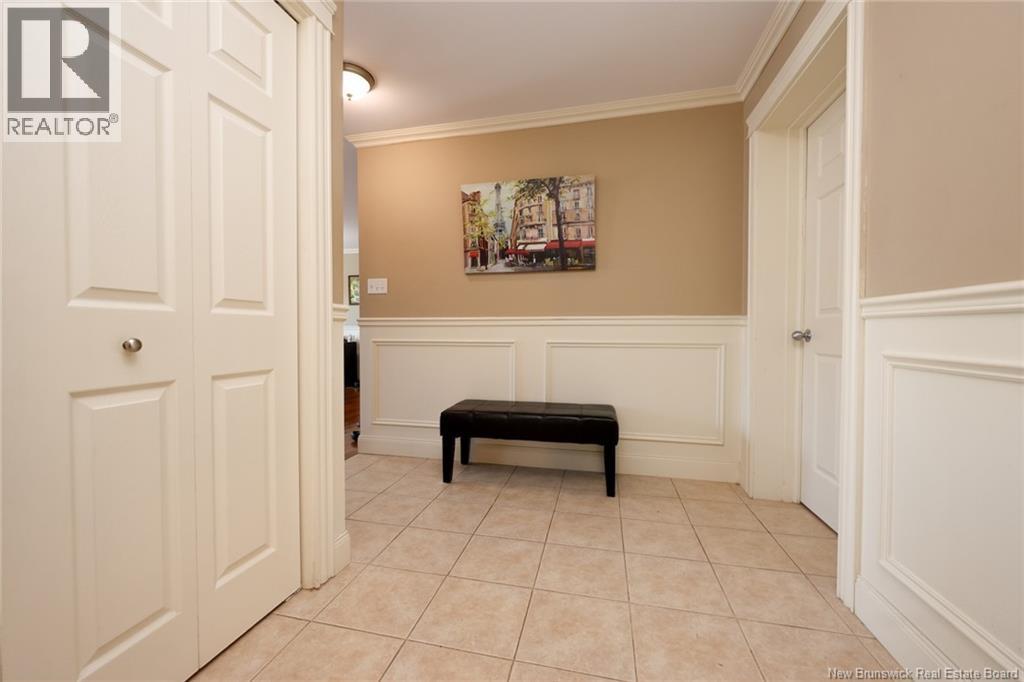 #2B 44 Brown Boulevard - Image 5