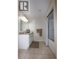 44 Brown Boulevard Unit# 2B, photo 15