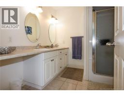 44 Brown Boulevard Unit# 2B, photo 12