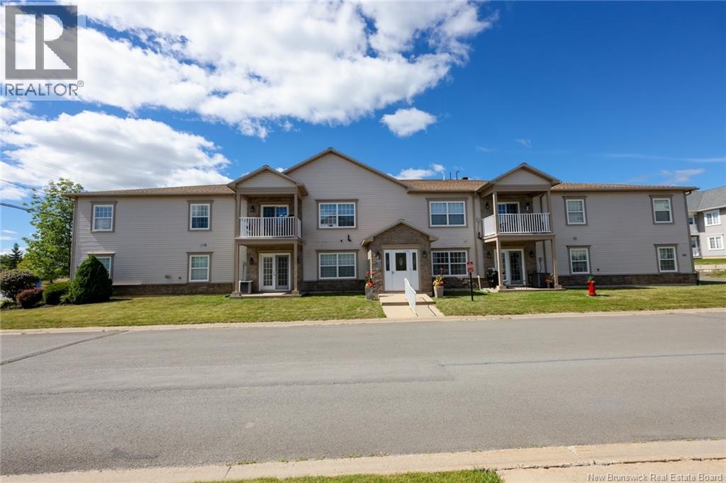#2B 44 Brown Boulevard - 19
