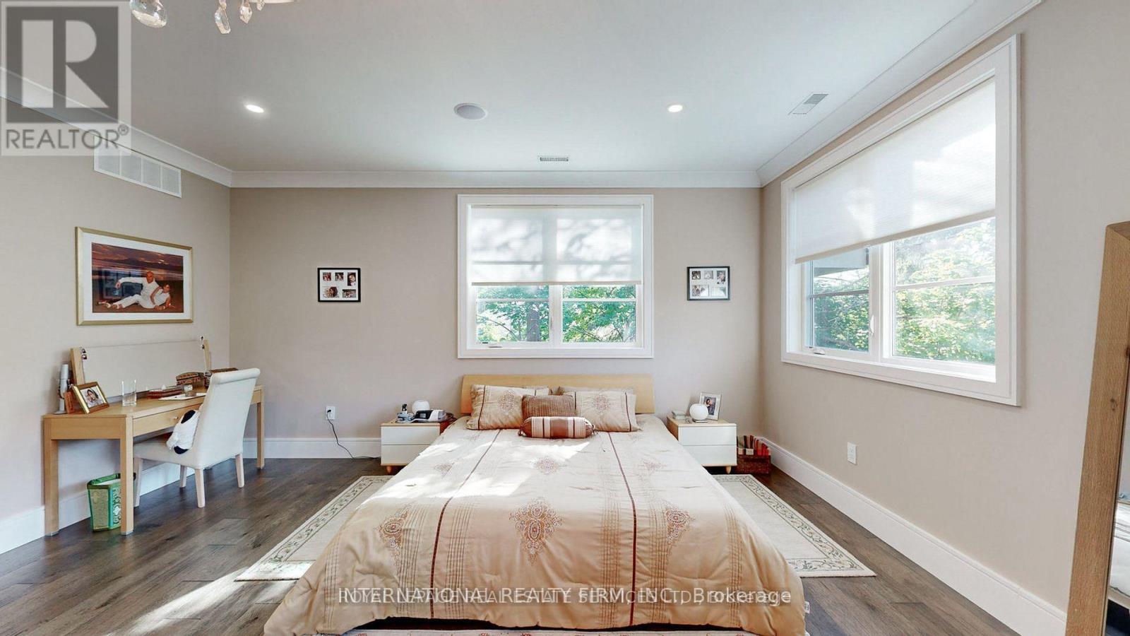 1286 CAMBRIDGE DRIVE - 18