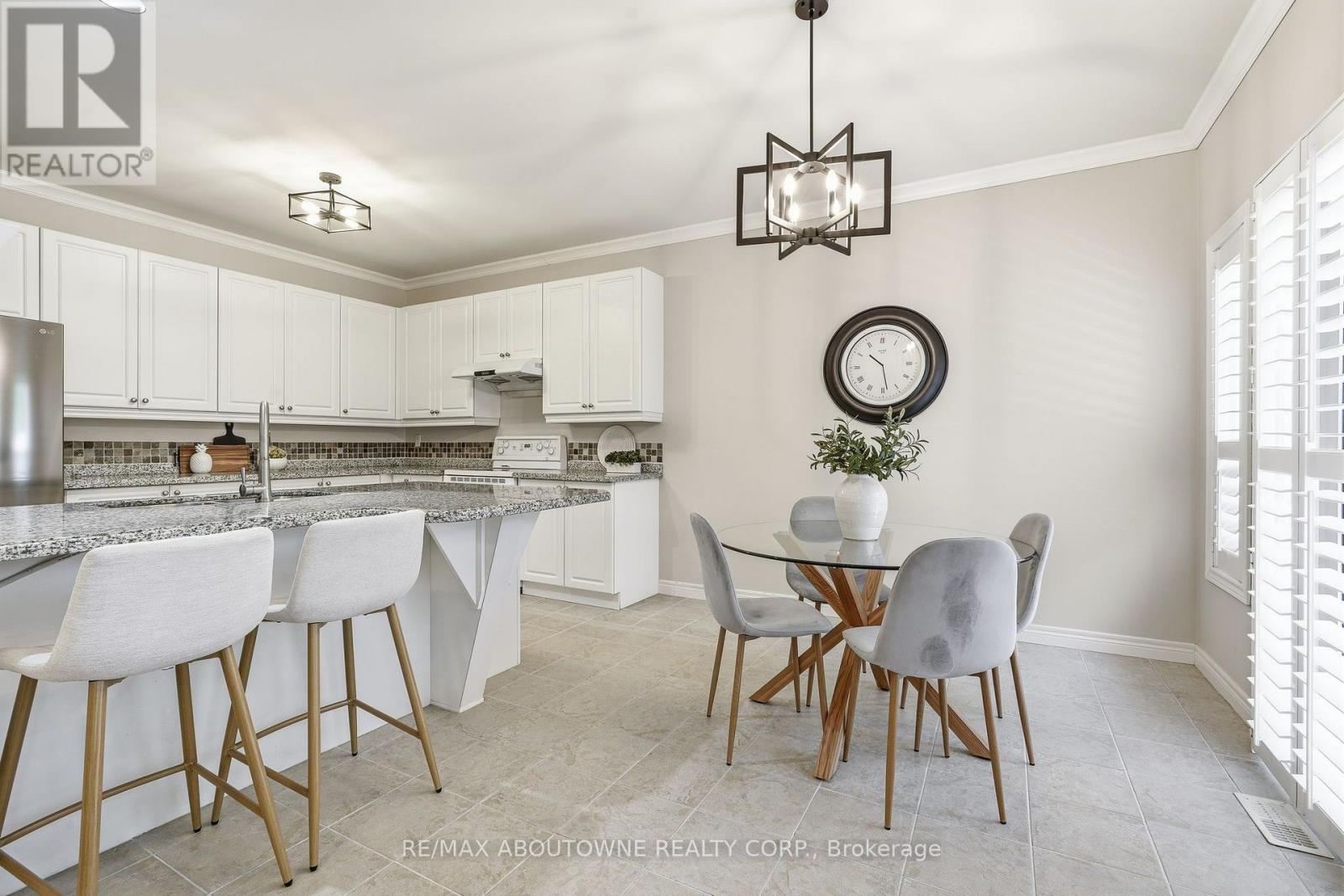 2381 GRAND OAK TRAIL - 12
