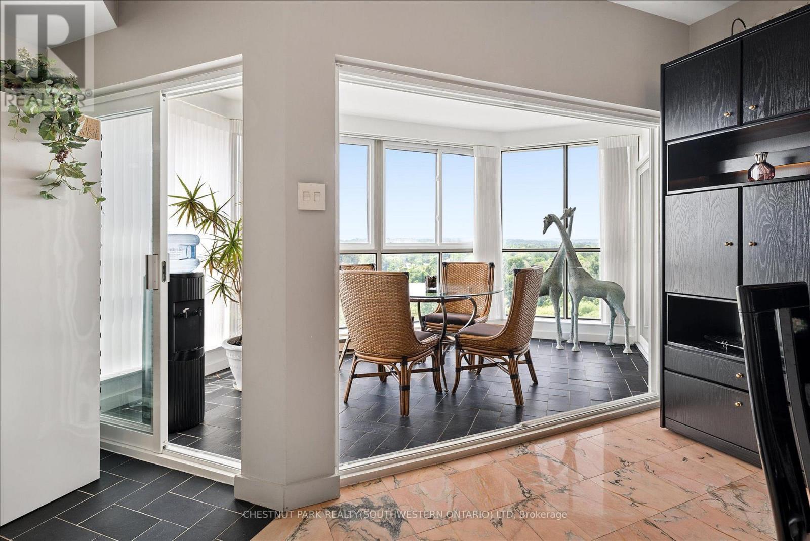 #PH9 265 WESTCOURT PLACE - Image 24