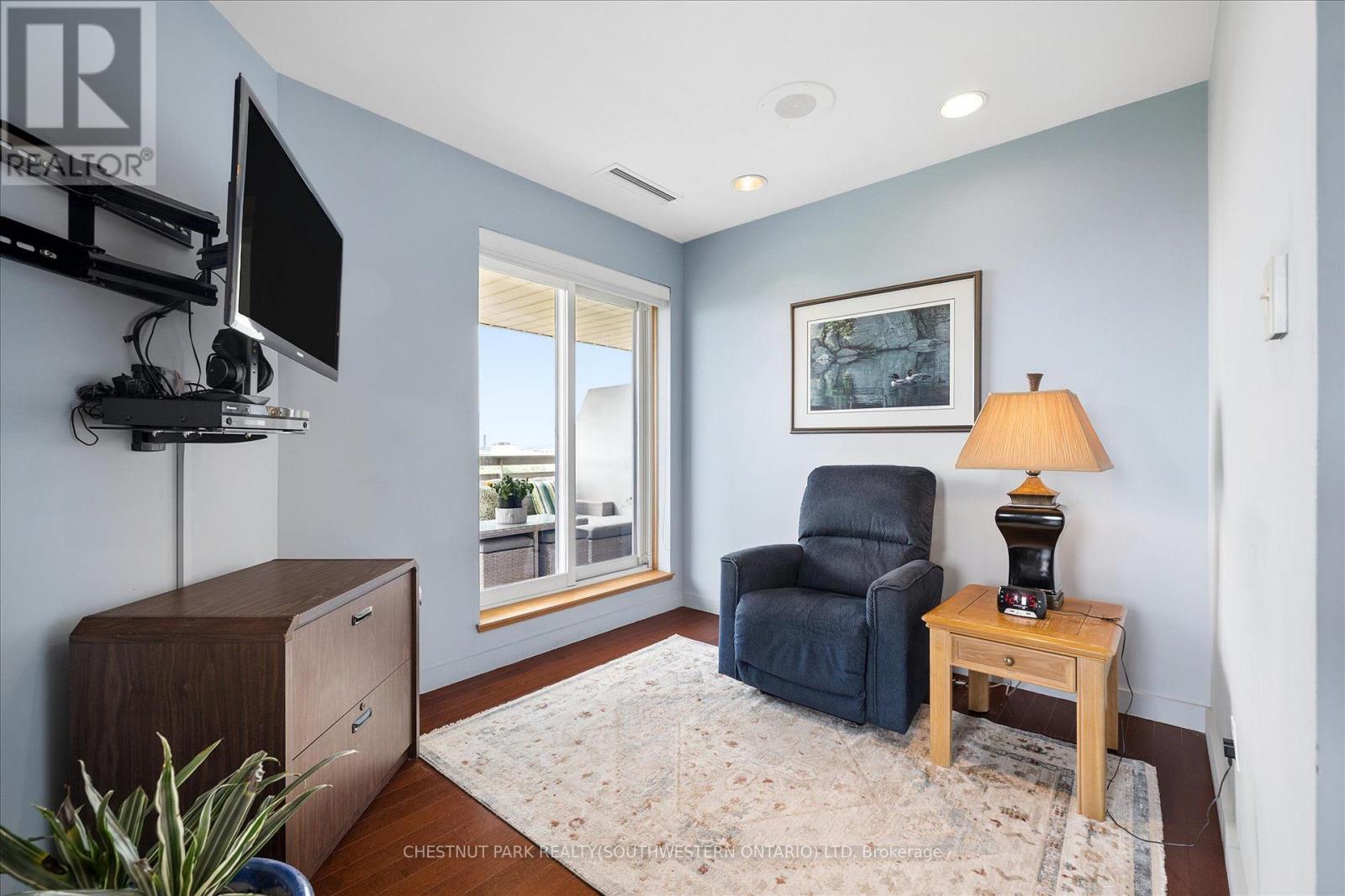 #PH9 265 WESTCOURT PLACE - Image 30