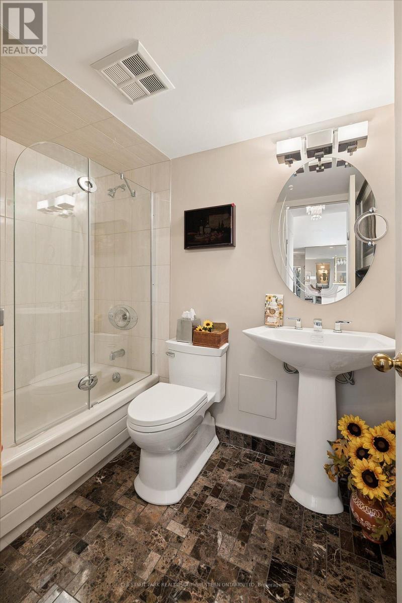 #PH9 265 WESTCOURT PLACE - Image 40