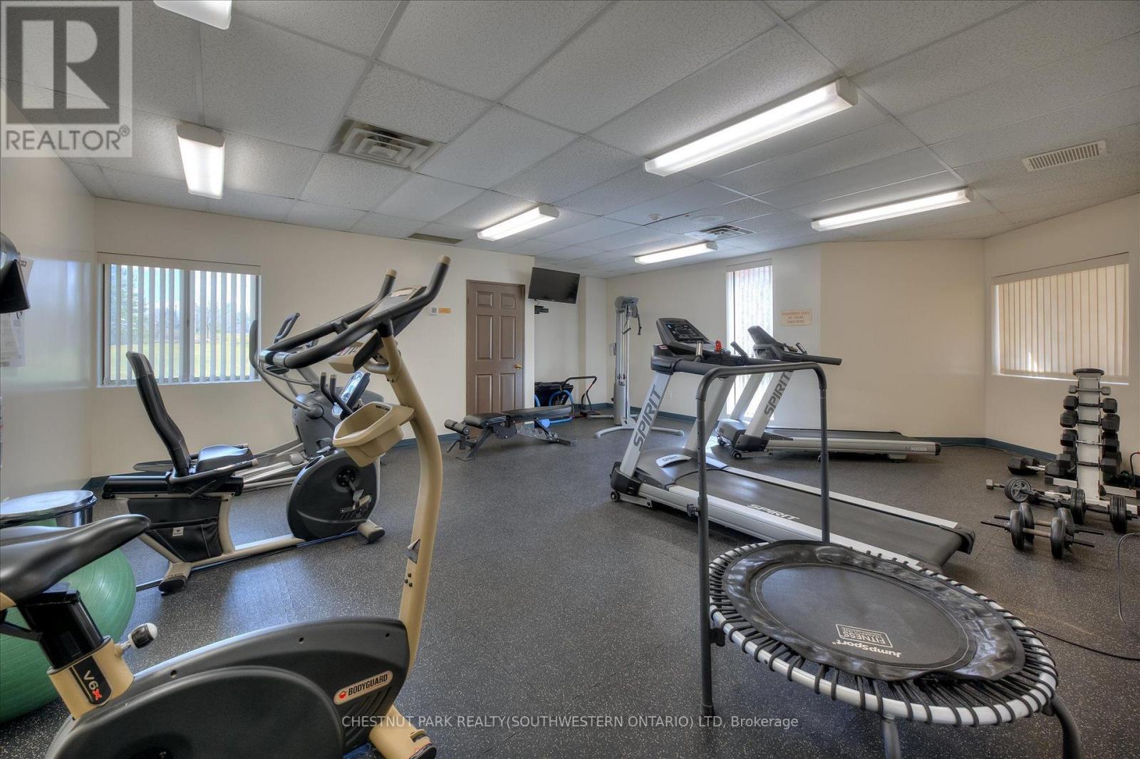 #PH9 265 WESTCOURT PLACE - Image 43