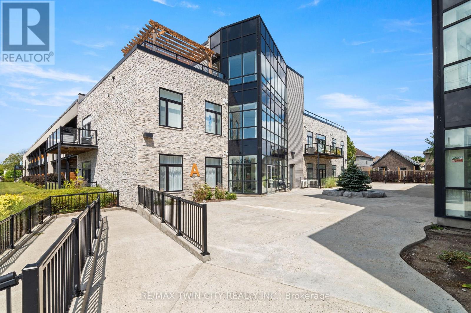 207, BUILDING A - 85 MORRELL STREET - 1