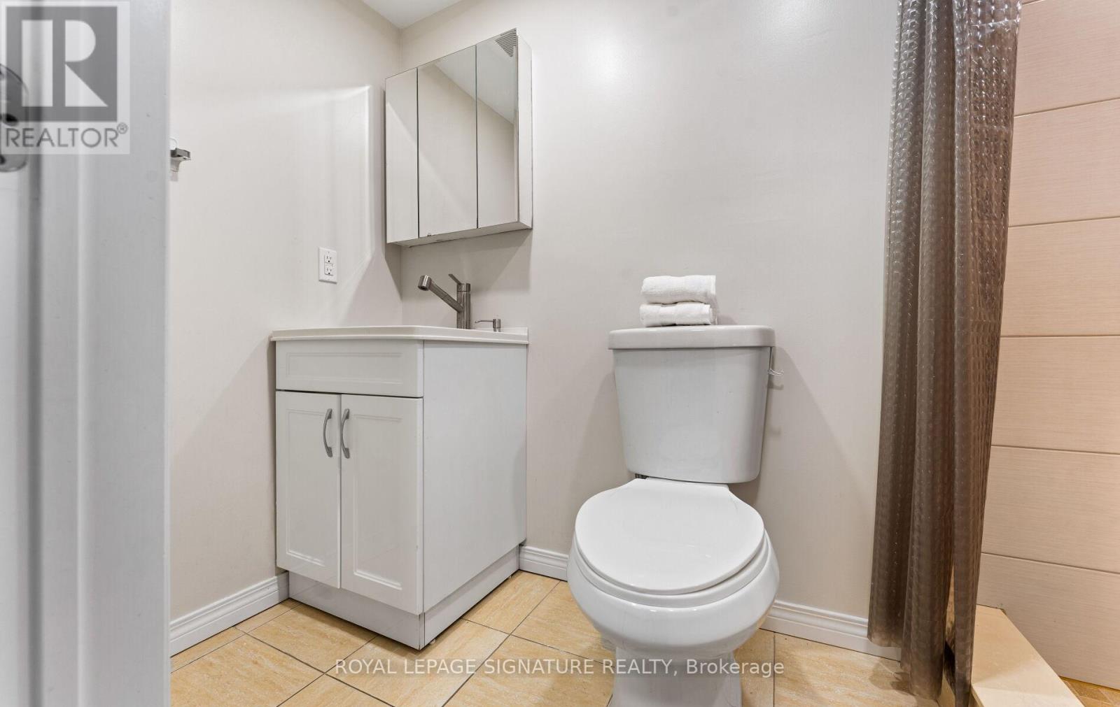#91 270 TIMBERBANK BOULEVARD - 41