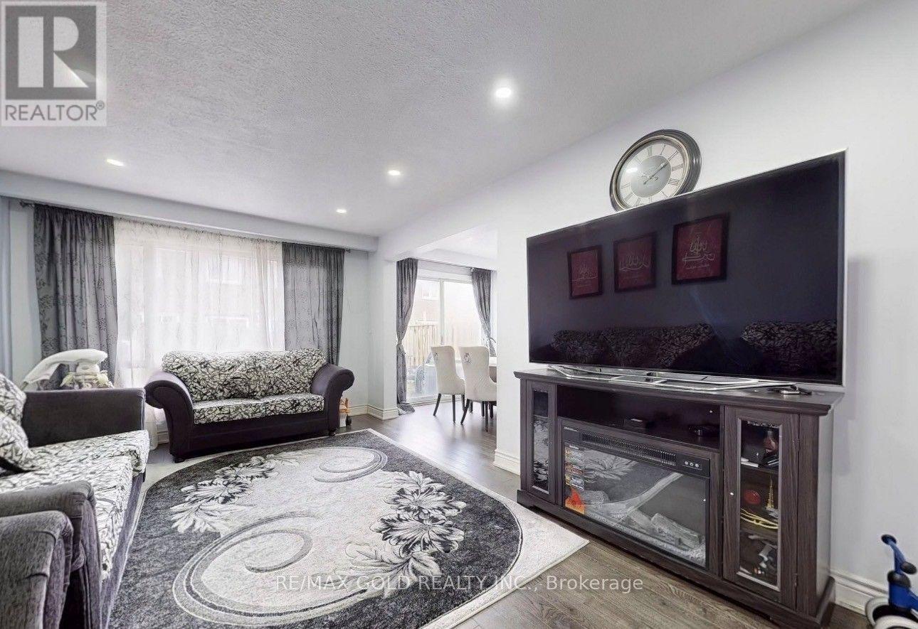 #8 7033 NETHERBRAE ROAD - Image 3