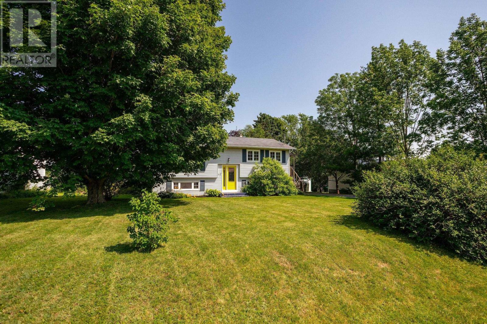 40 Poplar Drive - 2