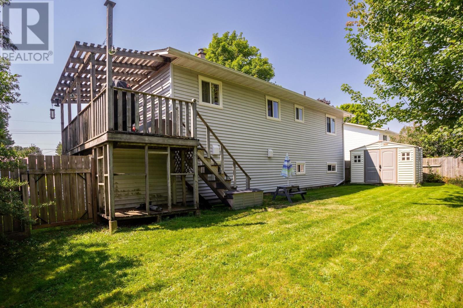 40 Poplar Drive - Image 29