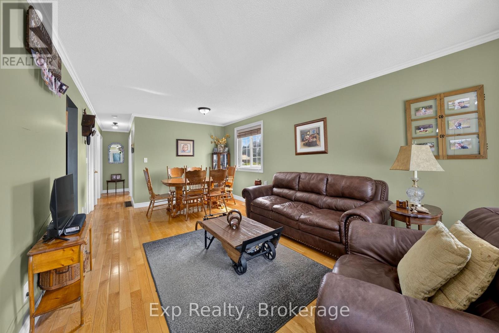 59 AVONDALE ROAD - 3