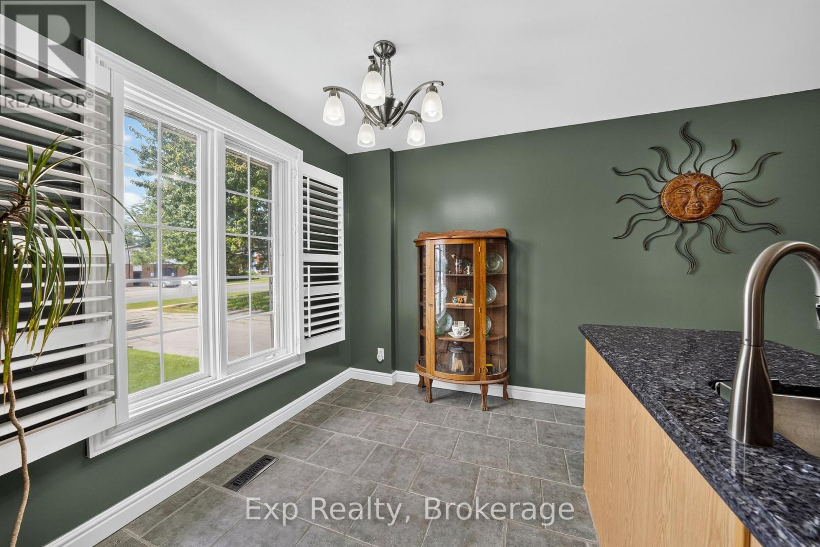 59 AVONDALE ROAD - Image 5