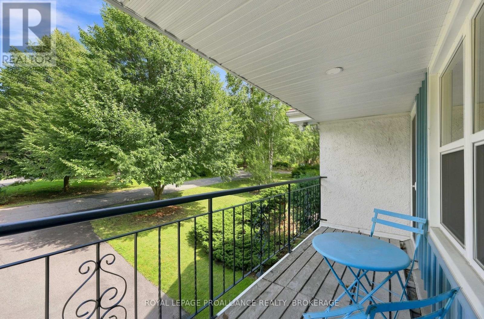 6 GRENVILLE CRESCENT - Image 31
