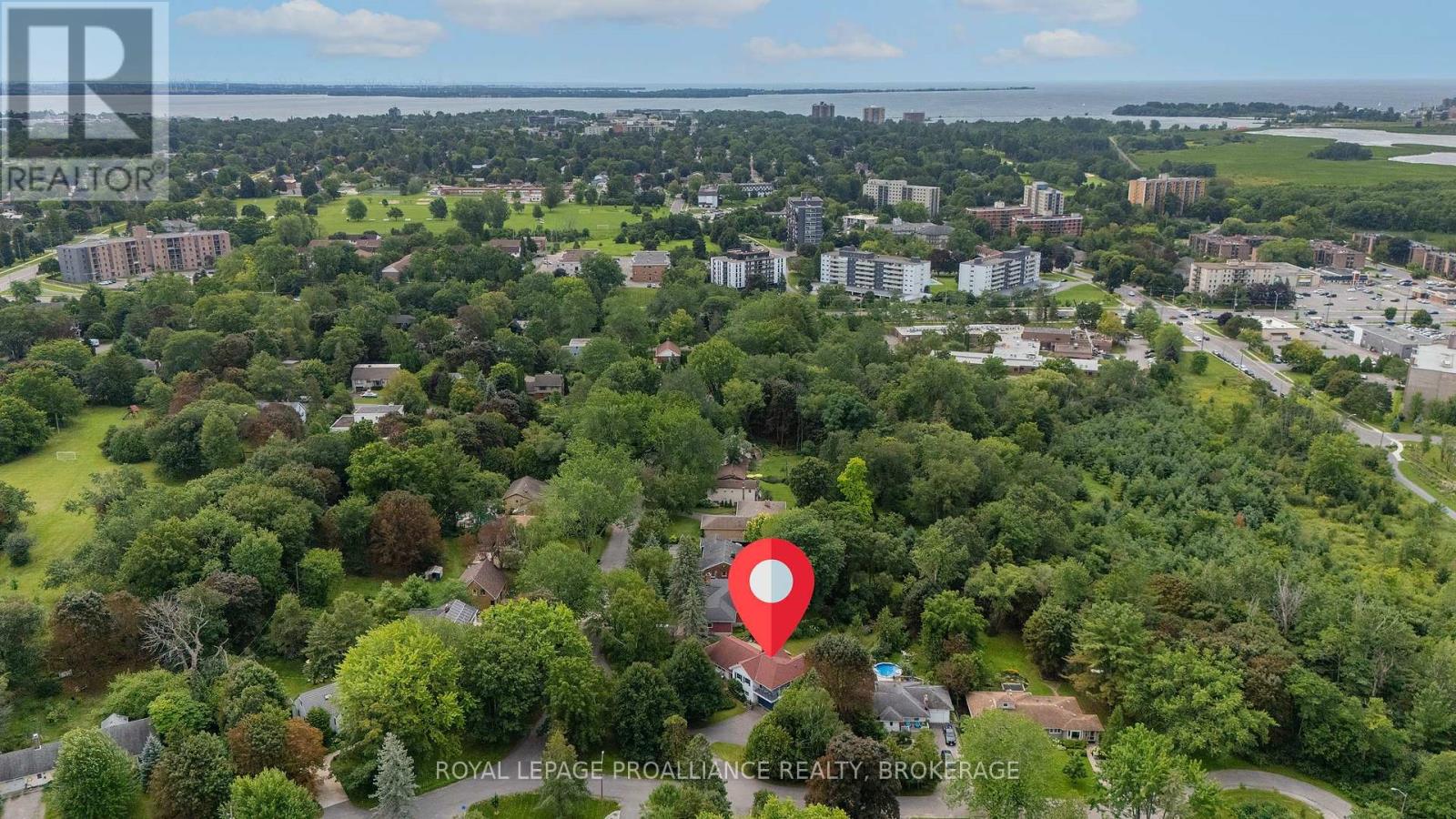 6 GRENVILLE CRESCENT - Image 41