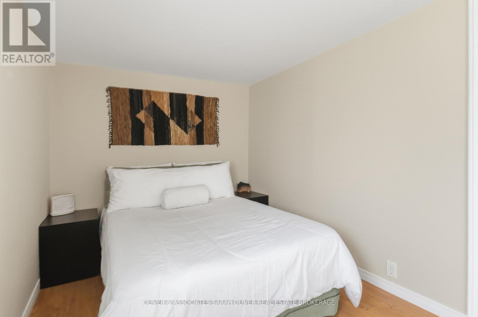 #96 198 SPRINGBANK DRIVE - 18