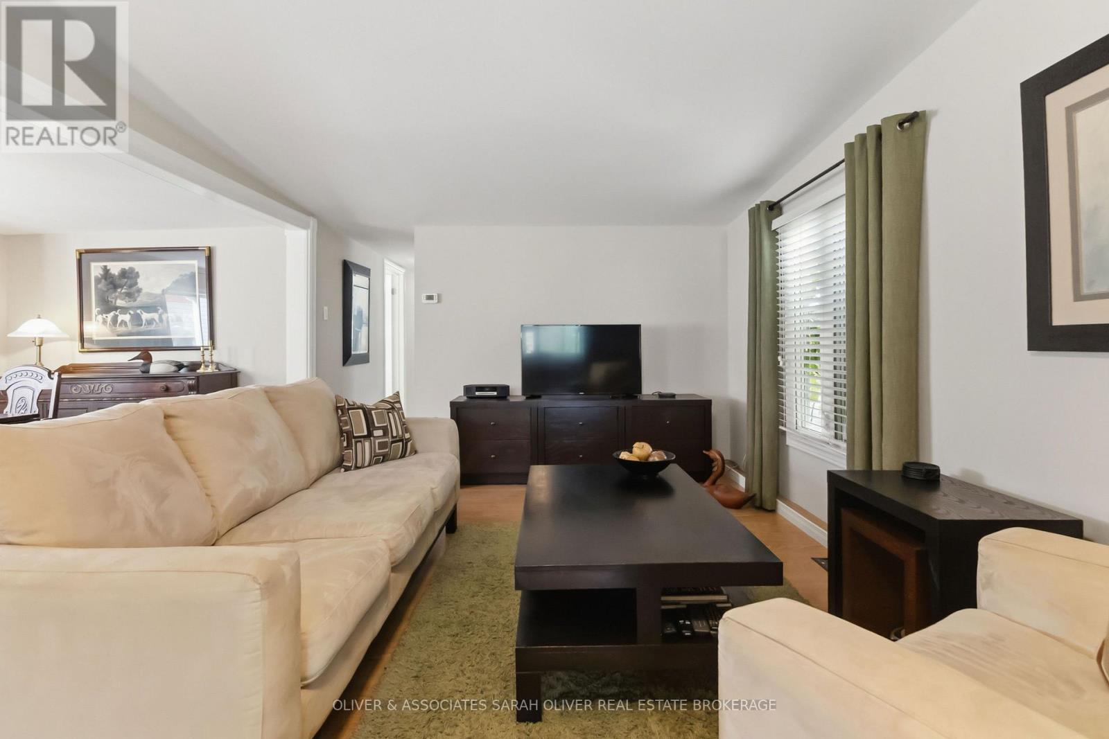 #96 198 SPRINGBANK DRIVE - Image 9