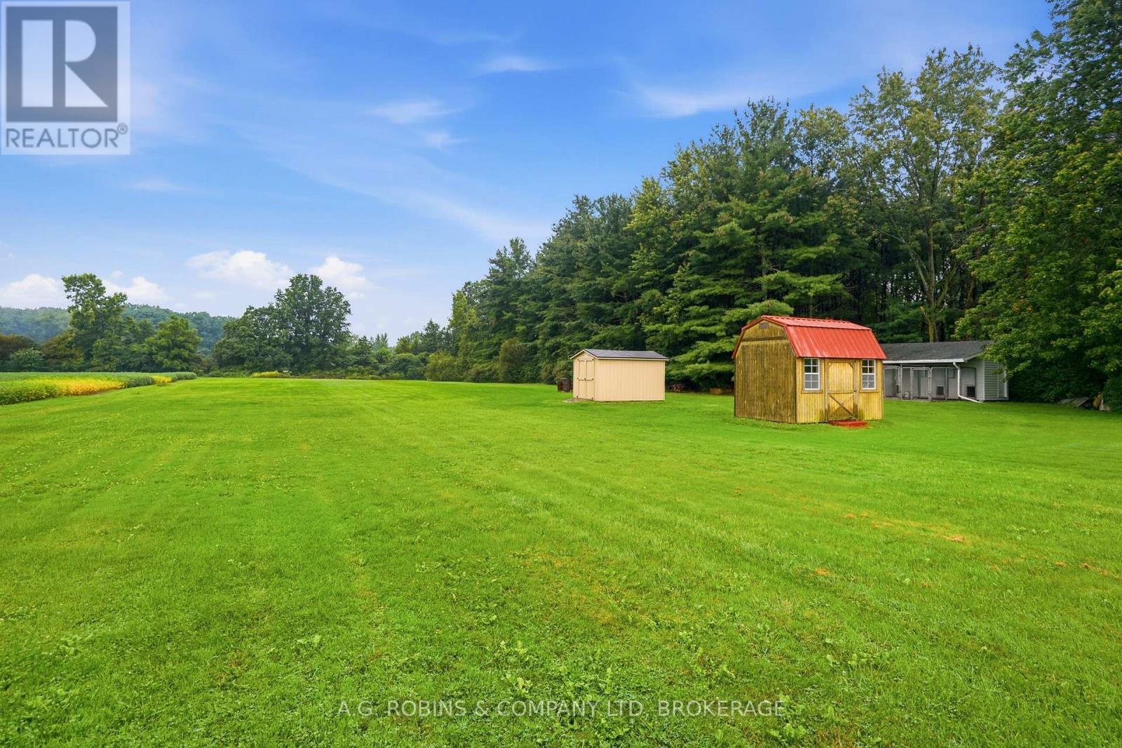 957 RIDGE ROAD - 32