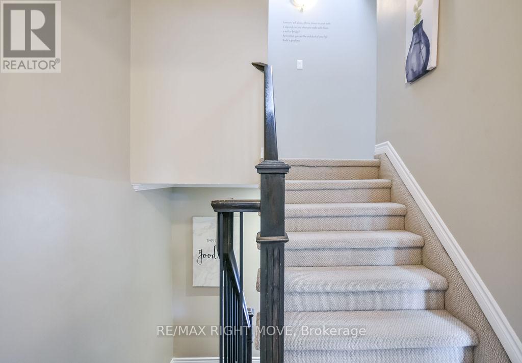 #31 12 LANKIN BOULEVARD - 29