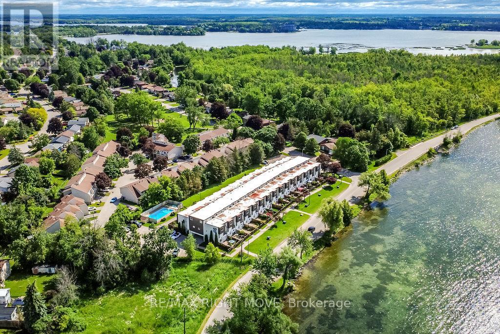 #31 12 LANKIN BOULEVARD - Image 6