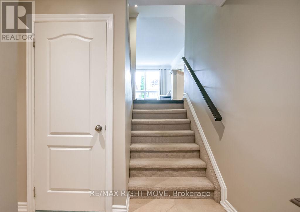 #31 12 LANKIN BOULEVARD - Image 9