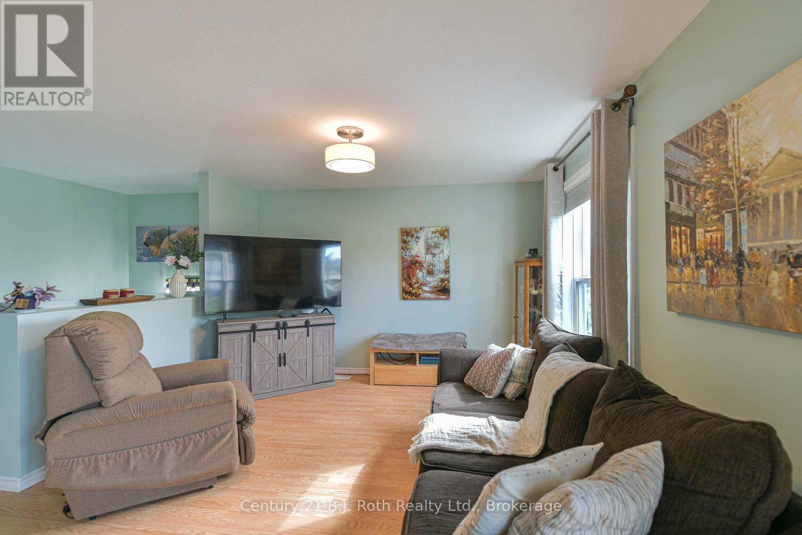 38 LOUISE LANE - Image 10
