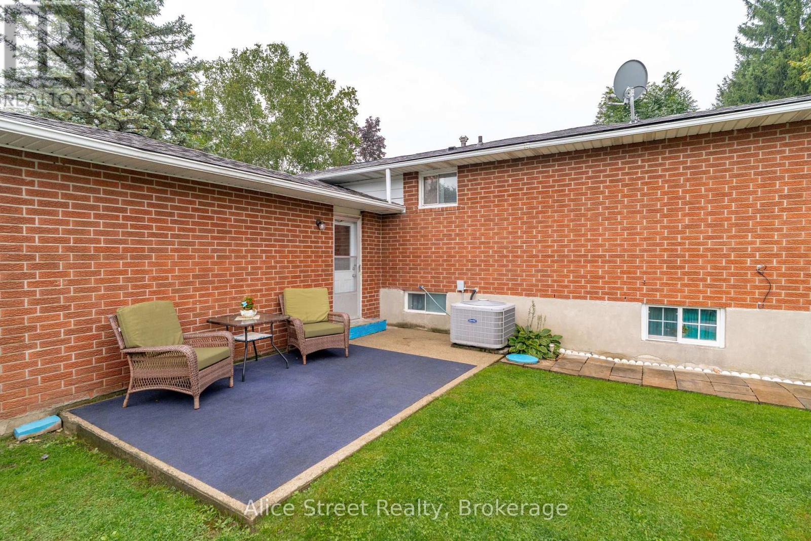 5 GLENBROOK DRIVE - Image 32
