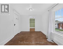 98 Cedar Street, Belleville, ON K8P3M4 Photo 28