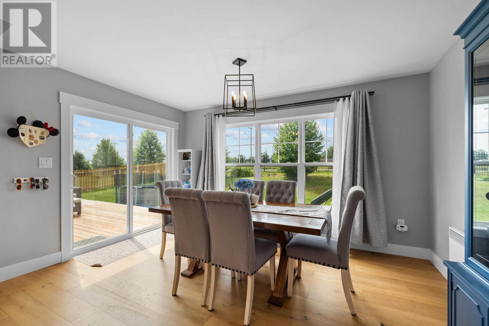 31 Lantern Crescent - 18