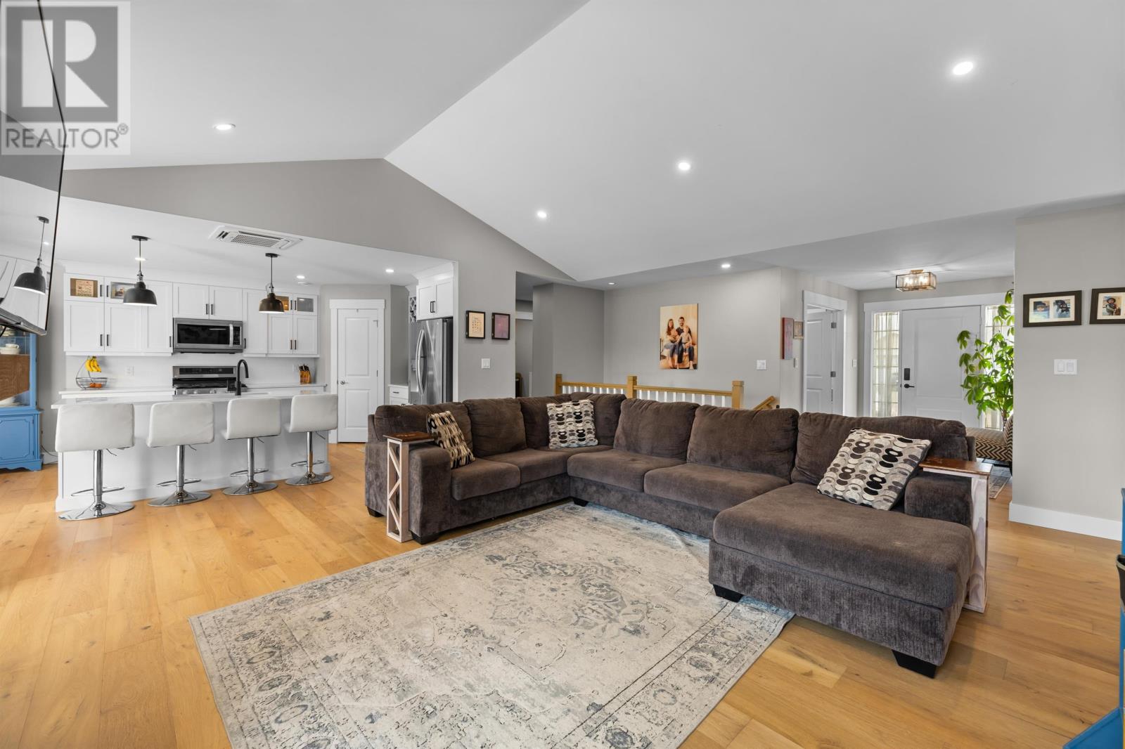 31 Lantern Crescent - 19