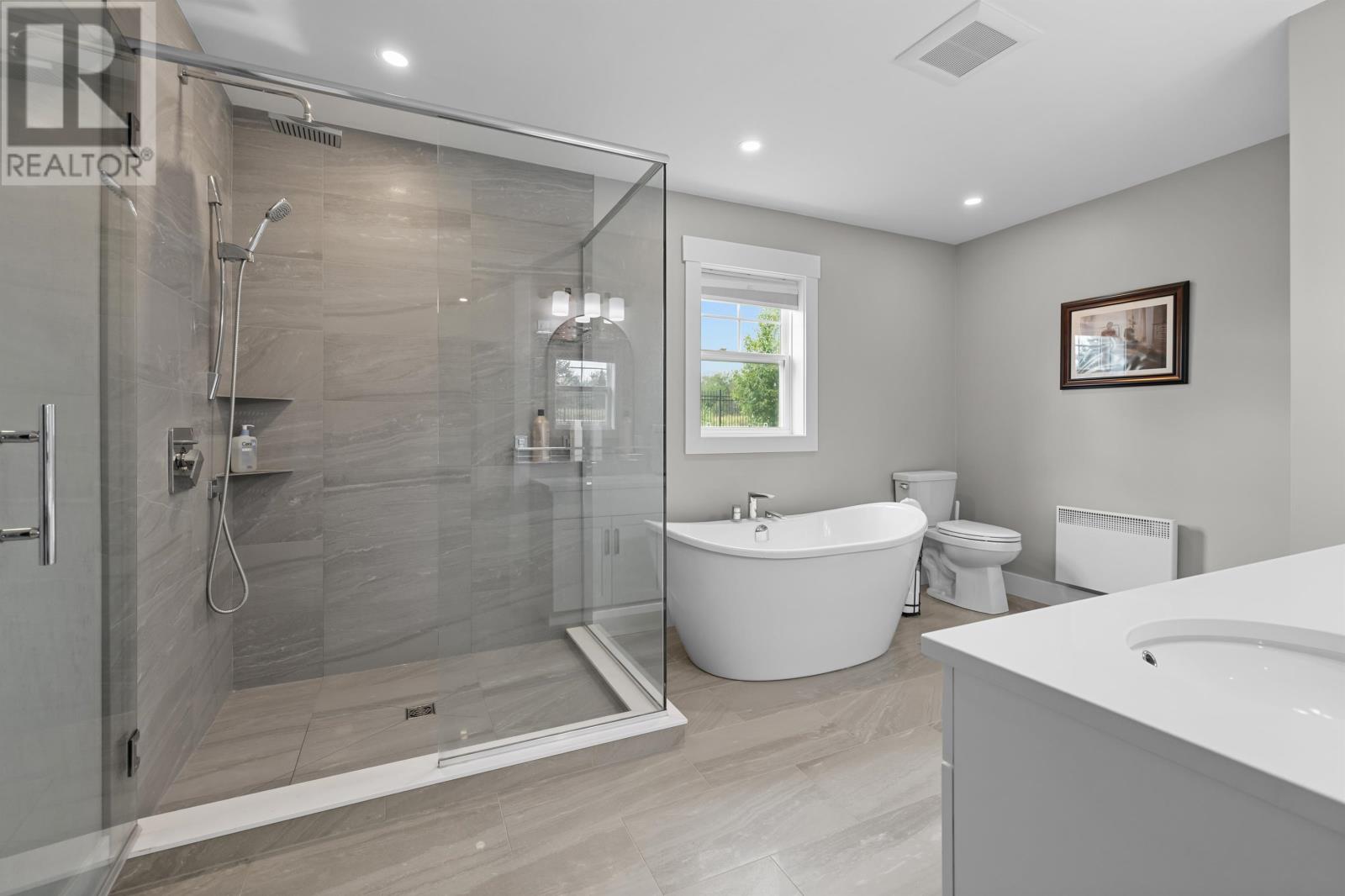 31 Lantern Crescent - 28
