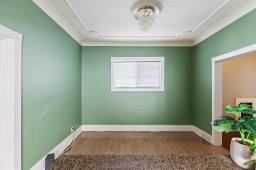 444 Burrows Avenue, Winnipeg, MB R2W2A1 Photo 11